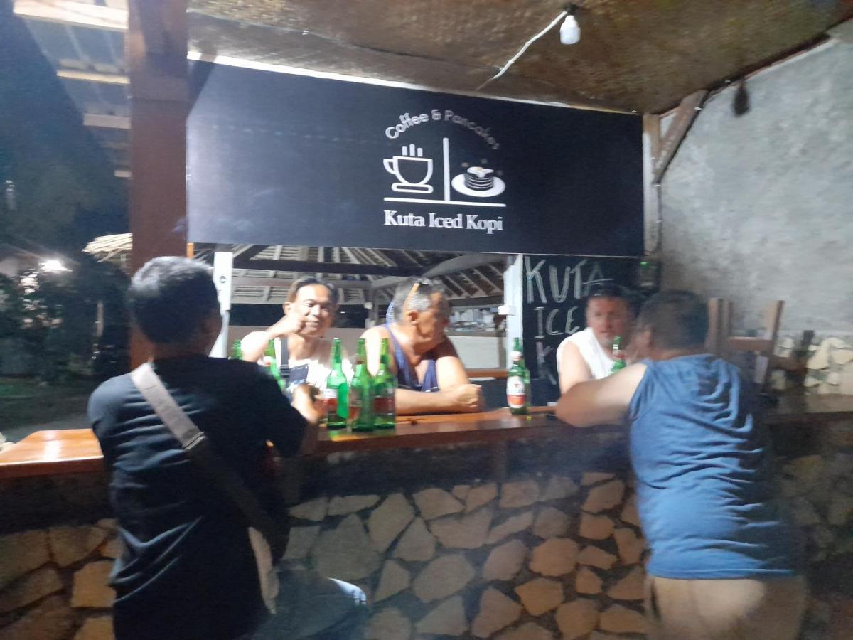 Kutabay Homestay Kuta  Exteriör bild